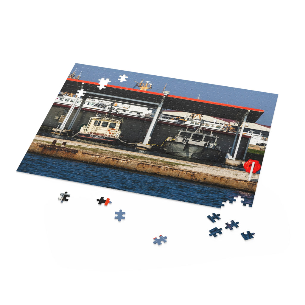 Harbor Boat Dock Puzzle — Scenic Waterfront Jigsaw (120/252/500 pcs)
